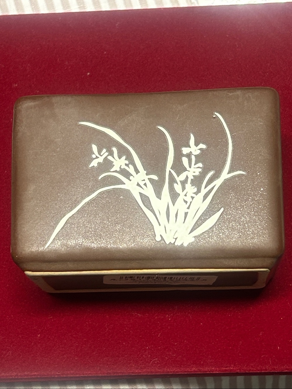 Decorative reddish clay Ceramic Planter with White Floral Motif